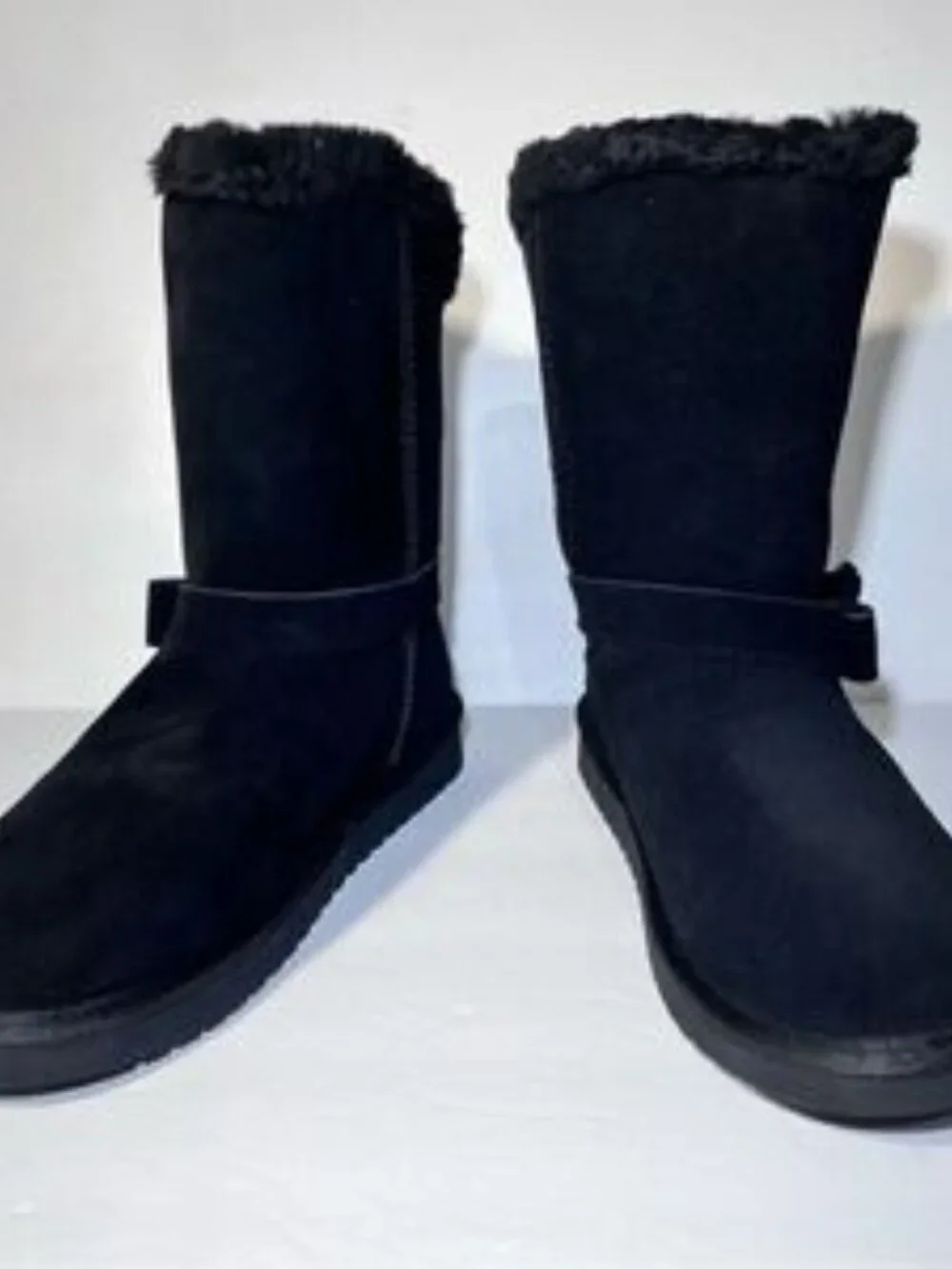Koolaburra by UGG Arlena Suede Bow Short Boots